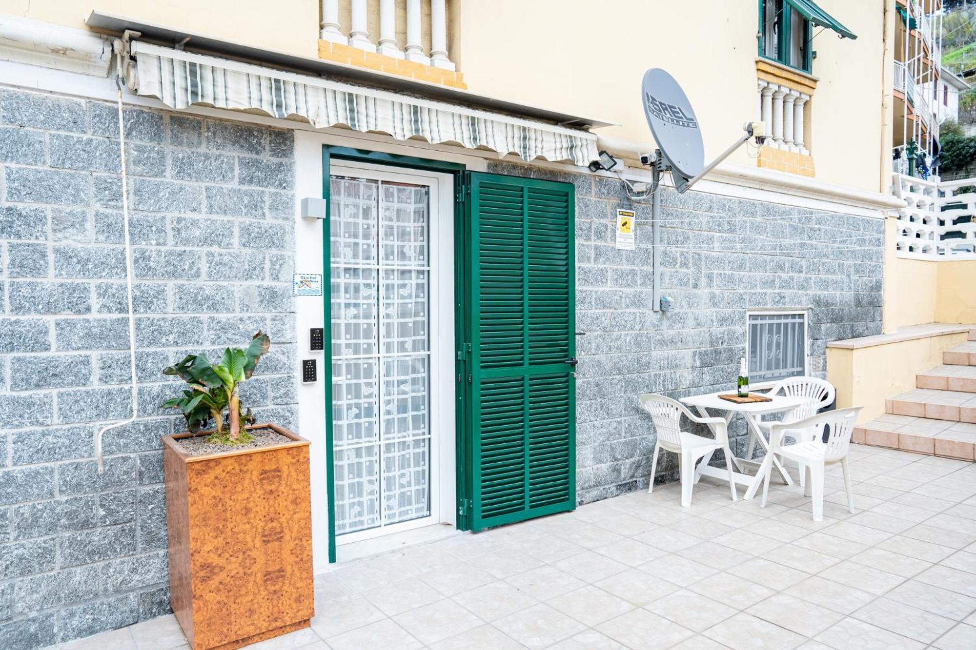 Casa Stefi Sunremo - Parcheggio Privato, 500 Mt Dalla Spiaggia San Remo Exterior foto